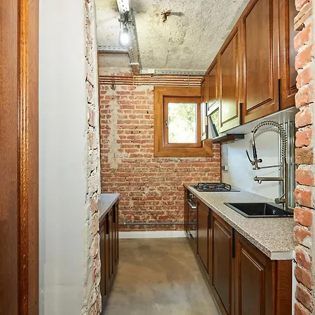 Apartment Chic - Free Netflix, Coffee & Water Included Bucharest