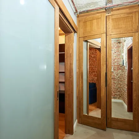 Chic - Free Netflix, Coffee & Water Included Bucharest